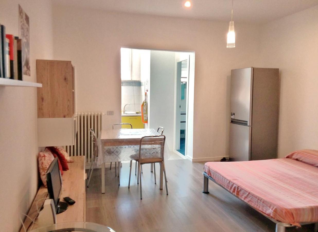 Casa Via Leuca Appartement Lecce Buitenkant foto
